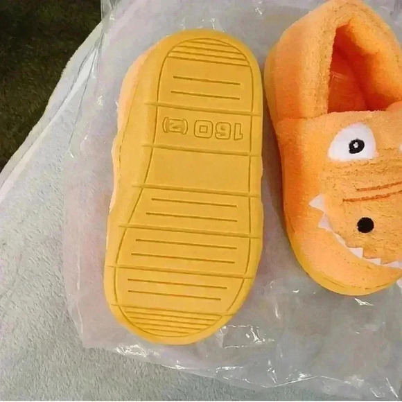 Alligator slipper shoes toddler size 9/ 160 - Picture 1 of 3